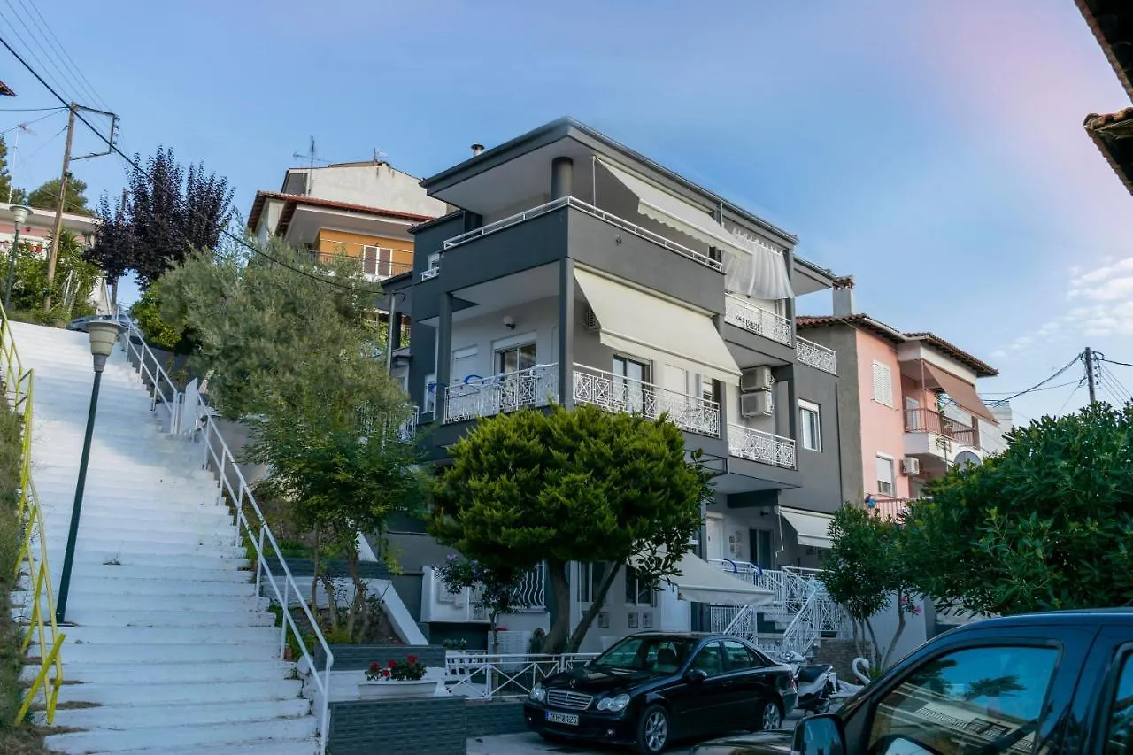 Daire Family Inn Apartments&Suites Neos Marmaras