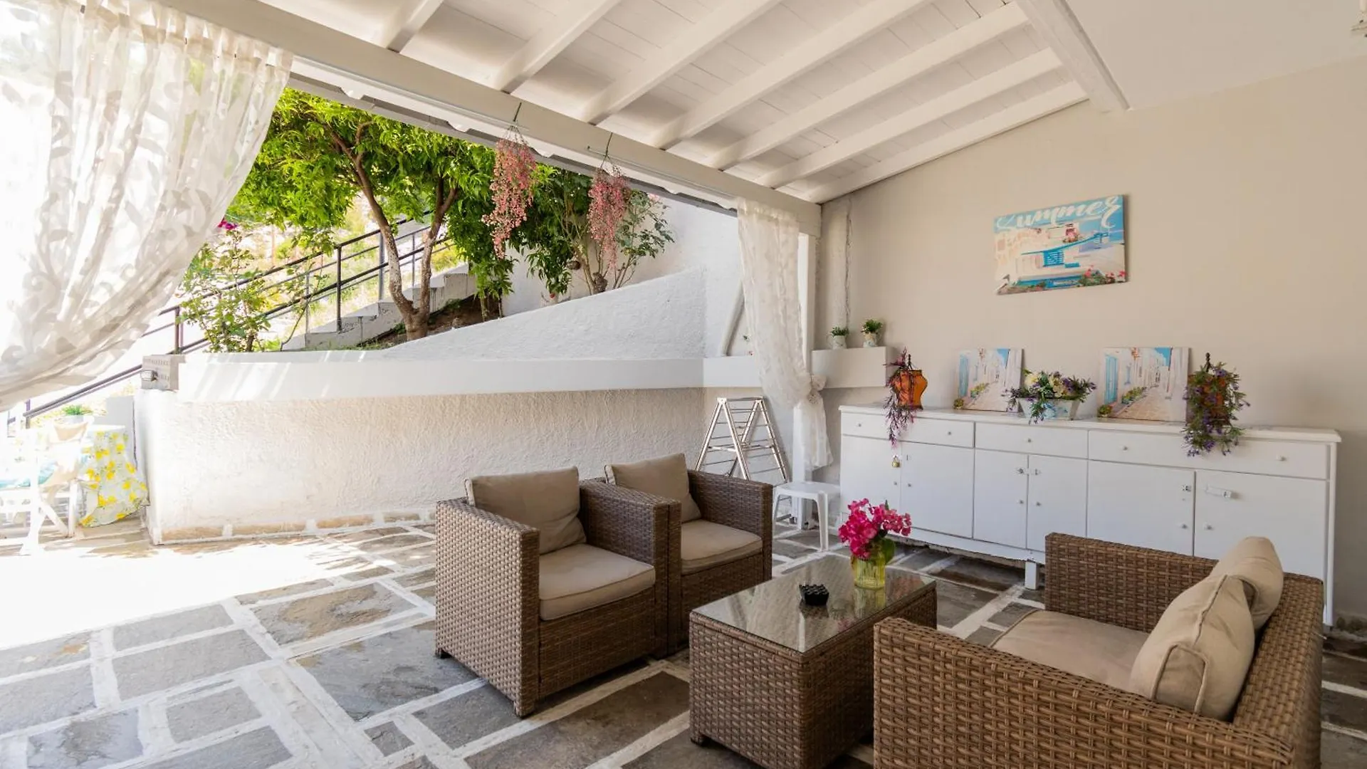 Family Inn Apartments&Suites Neos Marmaras Daire