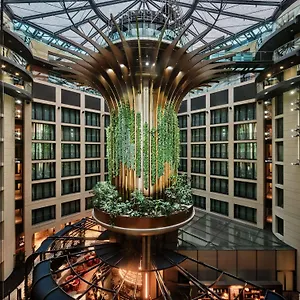 Radisson Collection Hotel, Hotel Berlin